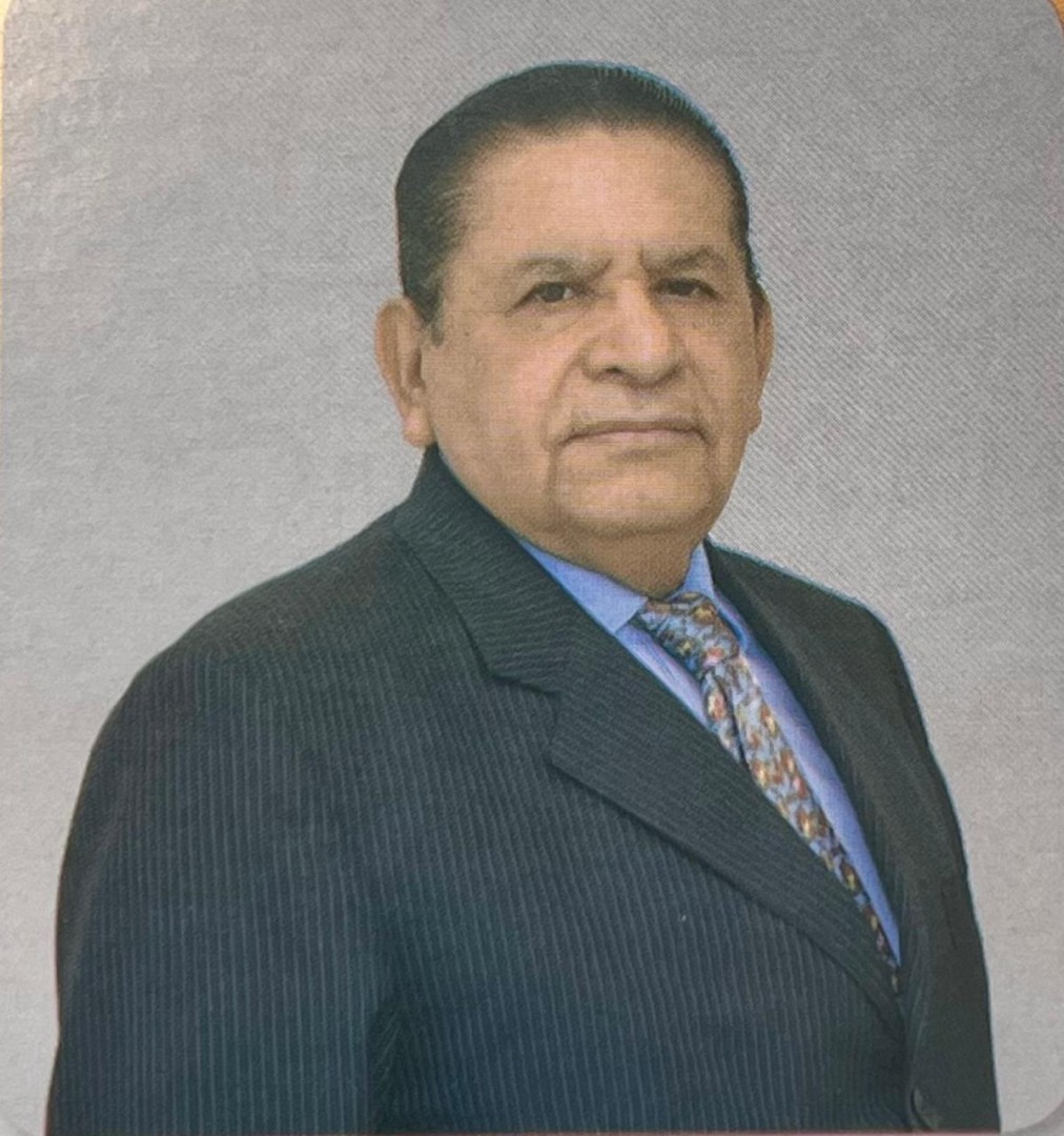 DR. FRANCISCO CASTILLO GONZÁLEZ